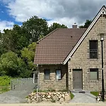 Am Nationalpark 8 *